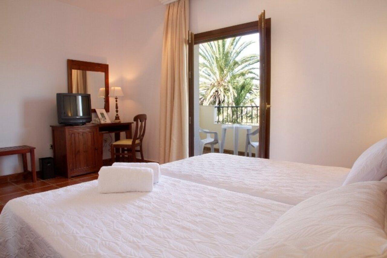 Hotel Antonio II Zahara de los Atunes Extérieur photo
