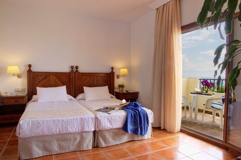Hotel Antonio II Zahara de los Atunes Extérieur photo